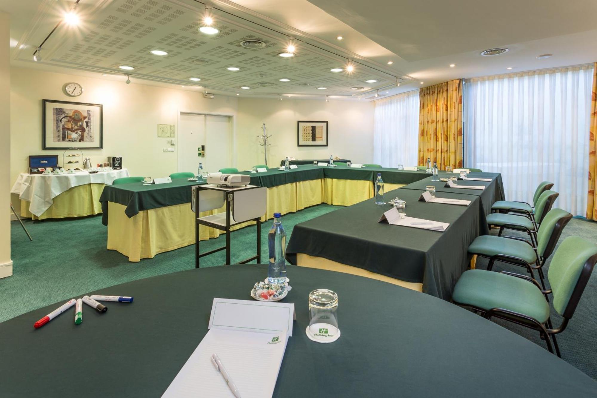 By Ihg Hotel 4*